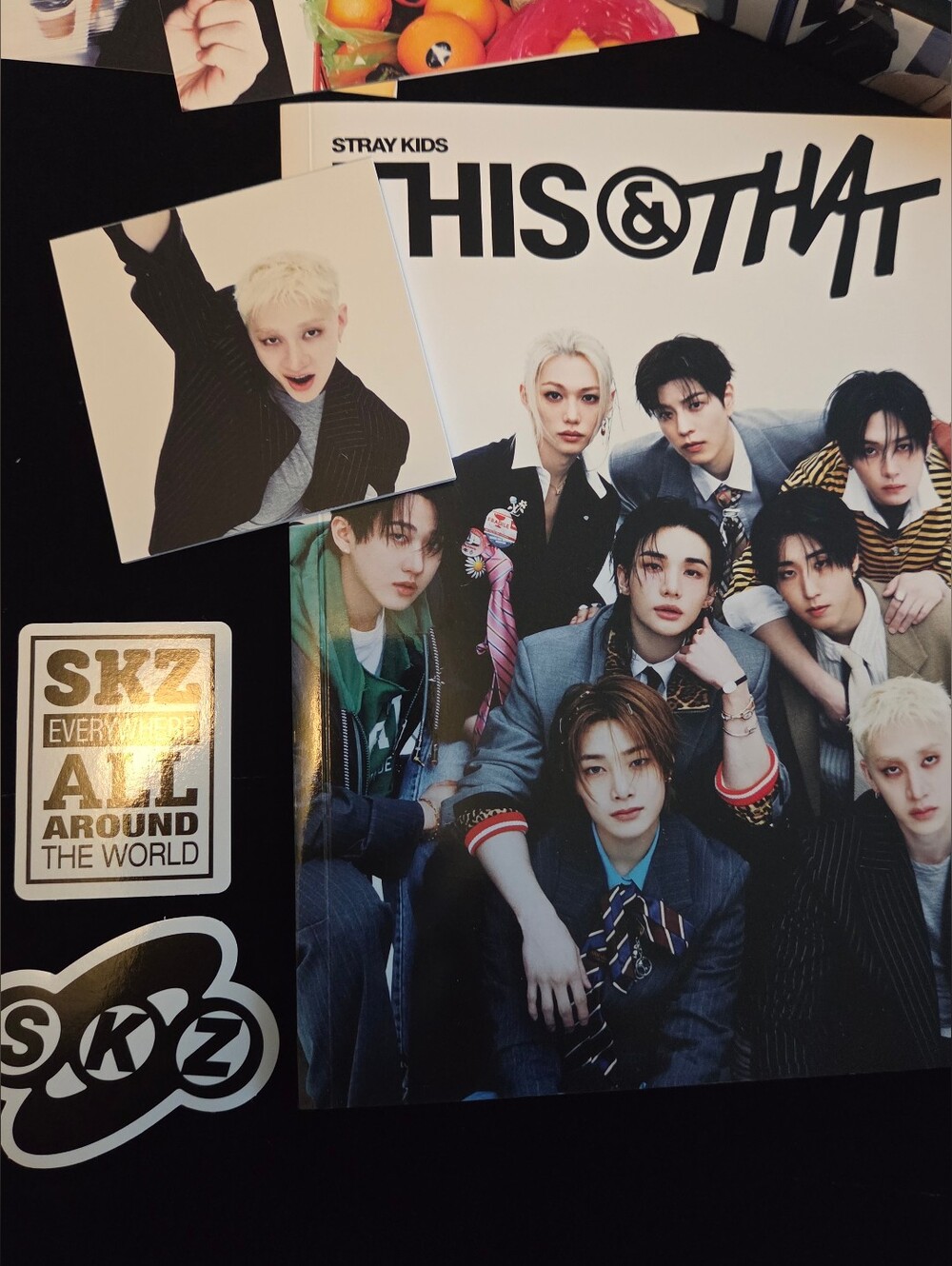 Stray Kids - THIS & THAT 🖤 THIS Album - Picture 2 of 8
